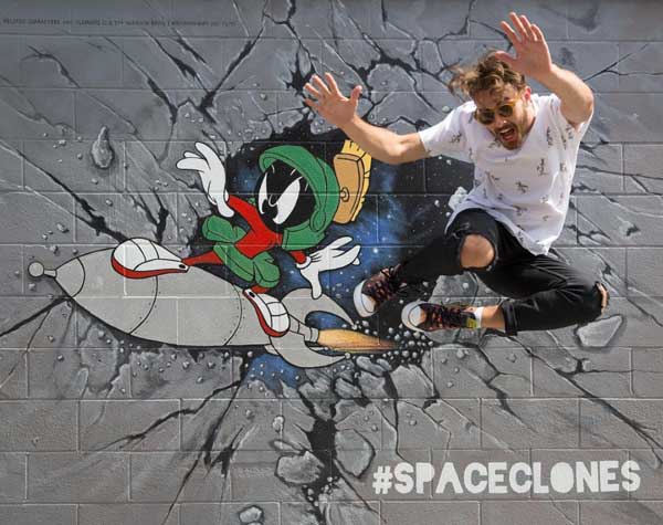 marvin-the-martian mural